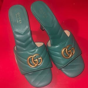 Gucci green quilted leather gg sandals heels
